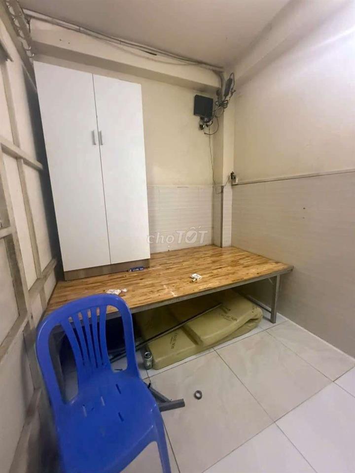 PHÒNG TRỌ GIÁ RẺ NGAY MẶT TIỀN PHAN VĂN HỚN CHỈ 1TR5, CÒN 1P