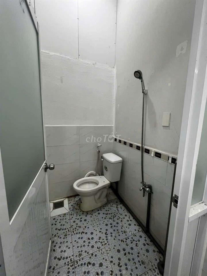 PHÒNG TRỌ GIÁ RẺ, NỘI THẤT ĐẦY ĐỦ NGAY NGUYỄN ẢNH THỦ, ĐH GTVT, TÔ KÝ 
