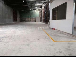 kho xưởng 300m2 Quốc lộ 13, gần Vạn Phúc Hiệp Bình