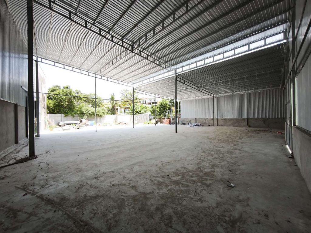 Kho xưởng 650m2 Cây Keo, Tam Phú