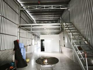 kho xưởng Phạm Văn Đồng 5×32m 235m2 17tr