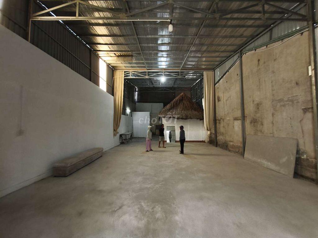 kho 200m2 Hiệp Bình, HBC có văn phòng 