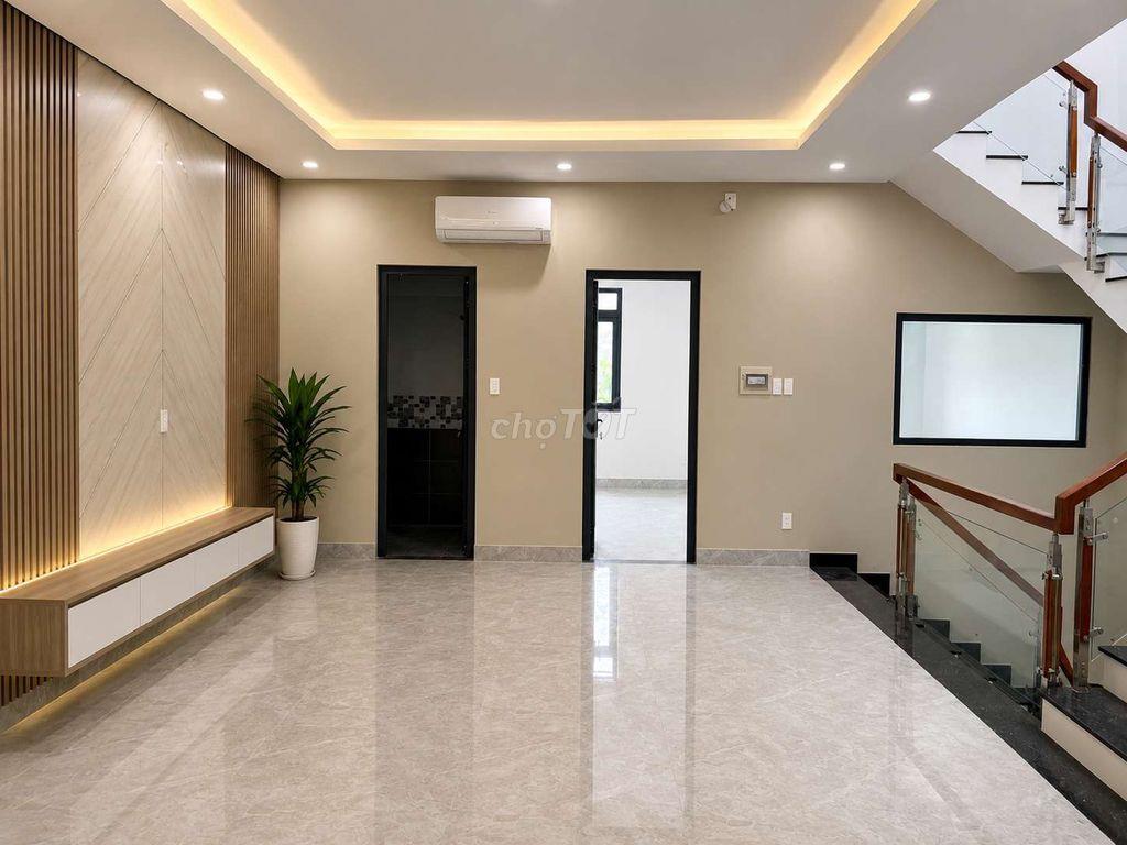 Nhà MTKD sau chợ Đầu Mối 7×14m 450m2 3 lầu