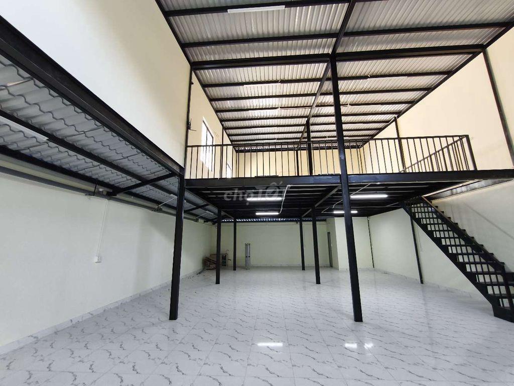 Kho 10×20m+ 100m2 gác mới 100% gần Phạm Văn Đồng, HBC