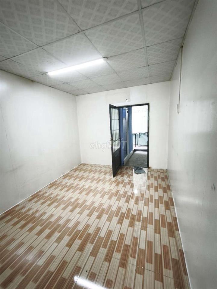 xưởng kho từ 40m2-150m2 giá 4tr-12tr thương lượng Trường Thọ