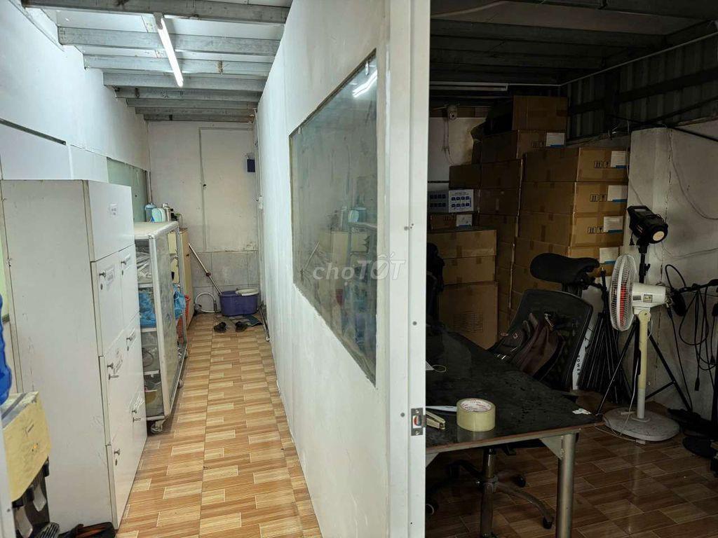 Kho xưởng 175m2 gồm gác Quốc lộ 13, HBP