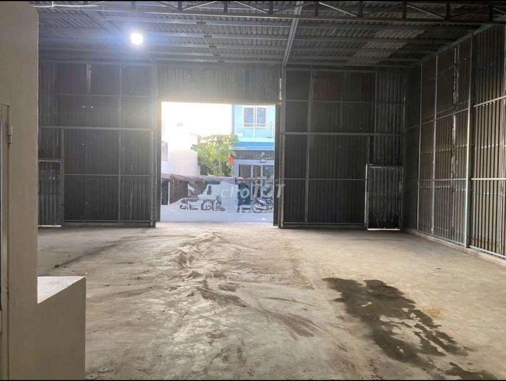 Kho xưởng 200m2 Phường Tam Bình gần QL1A