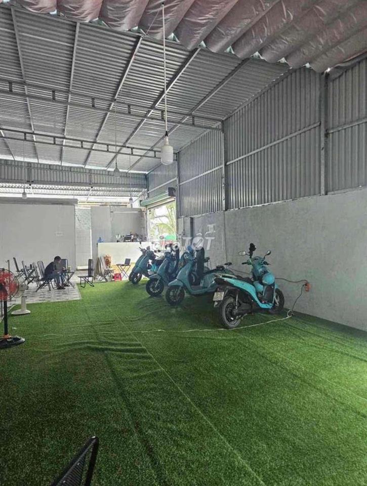 kho xưởng góc 2 mặt thoáng 190m2 20×8.5m PV Đồng Gigamall