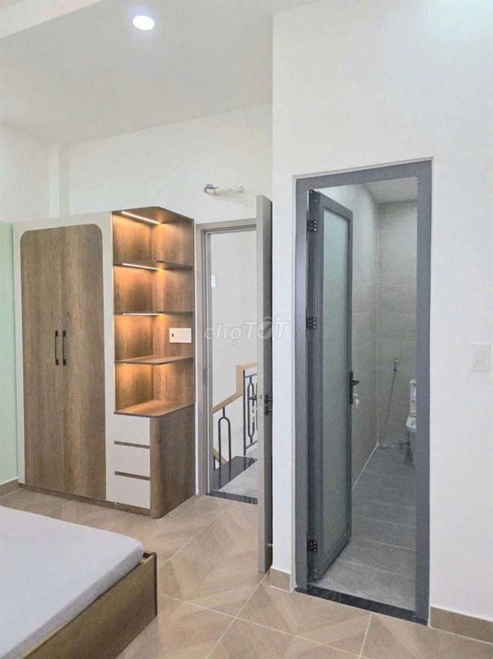 Nhà mới 4×15m 1 trệt 2 lầu 4pn 5wc 61m2 HXH Hiệp Bình