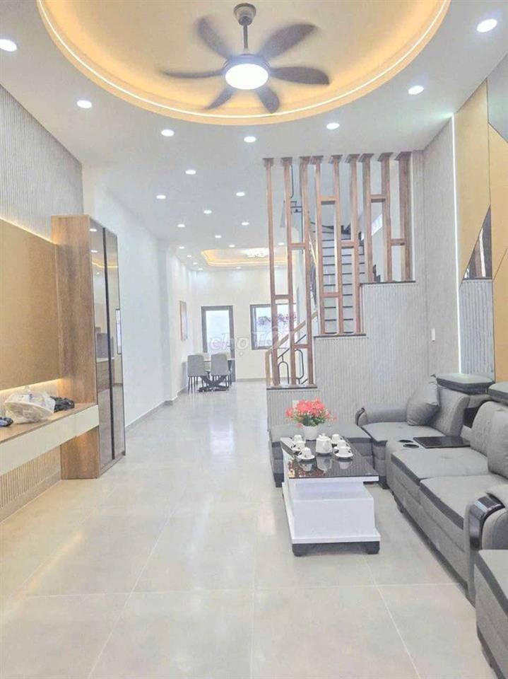 Nhà mới 4×15m 1 trệt 2 lầu 4pn 5wc 61m2 HXH Hiệp Bình