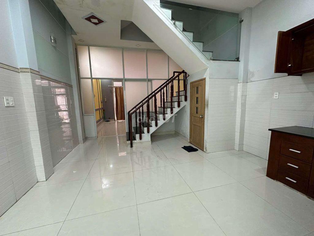 Nhà trệt 2 lầu 3pn ST Phạm Văn Đồng, HXH Linh Đông