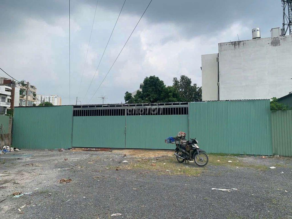 Kho xưởng 900m2 gồm 300m2 xưởng kho QL13, HBP