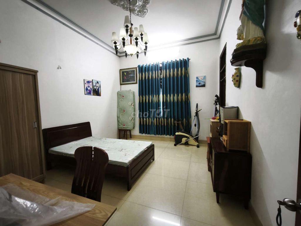 biệt thự 250m2 có sân 500m2 SD Tô Ngọc Vân