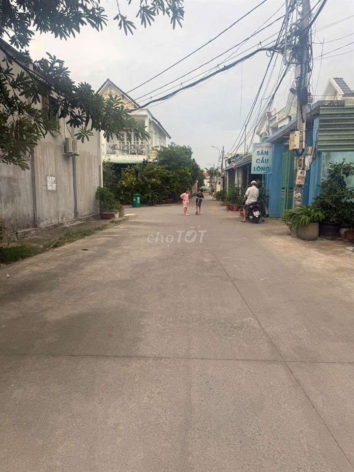 phòng trọ gần đường Lê thị Hà