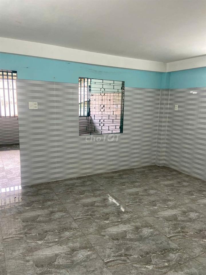 Cho thuê trọ, có ban công 