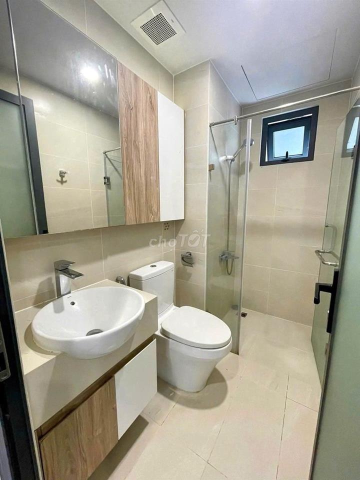 Cho thuê căn hộ 3pn siêu đẹp tại Goldora Plaza