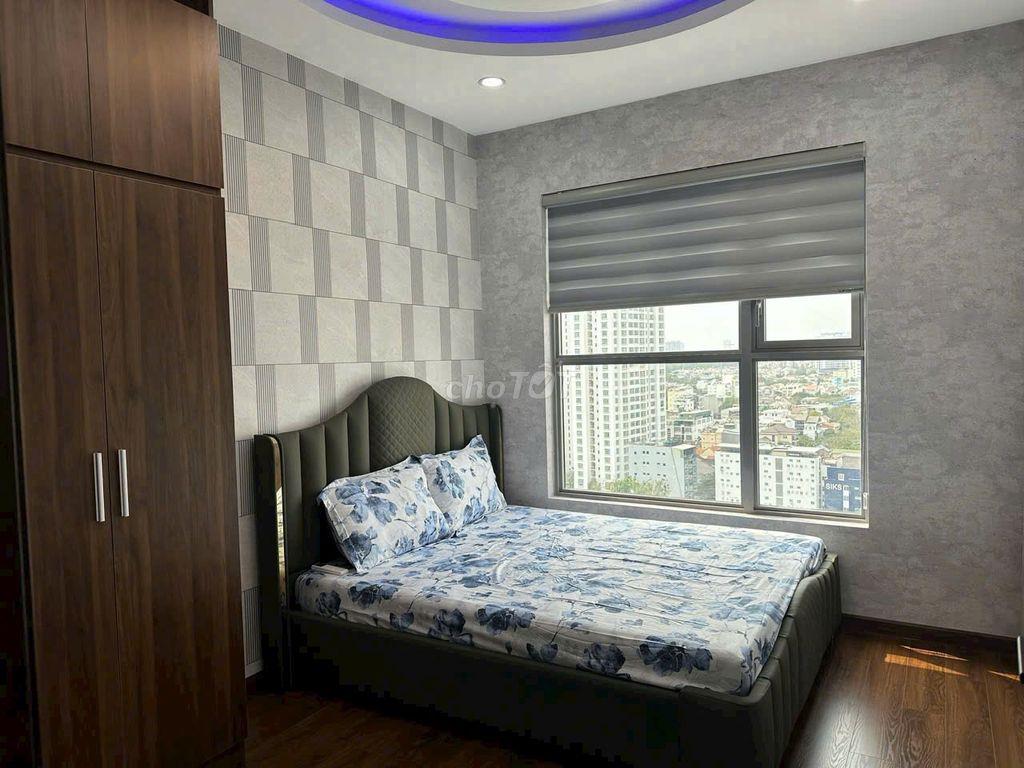 Cho thuê căn hộ 3pn đầy đủ nội thất chỉ 14tr5 tại Goldora Plaza