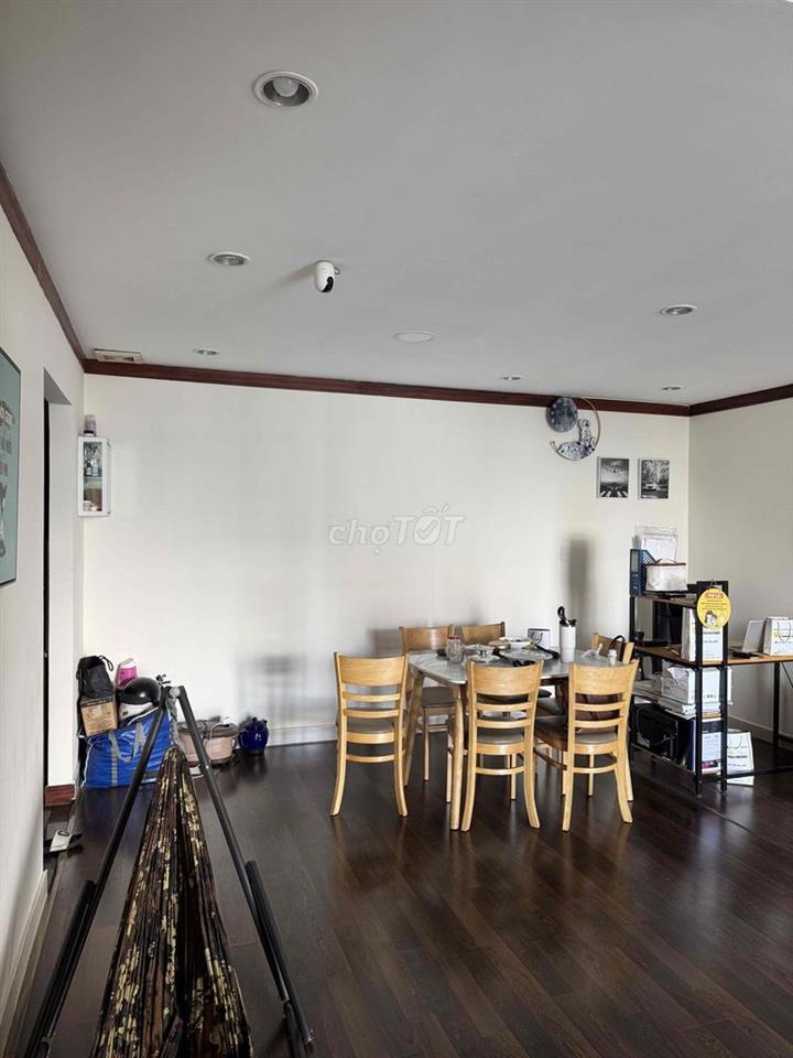 Chính chủ cần bán căn hộ 99m2
