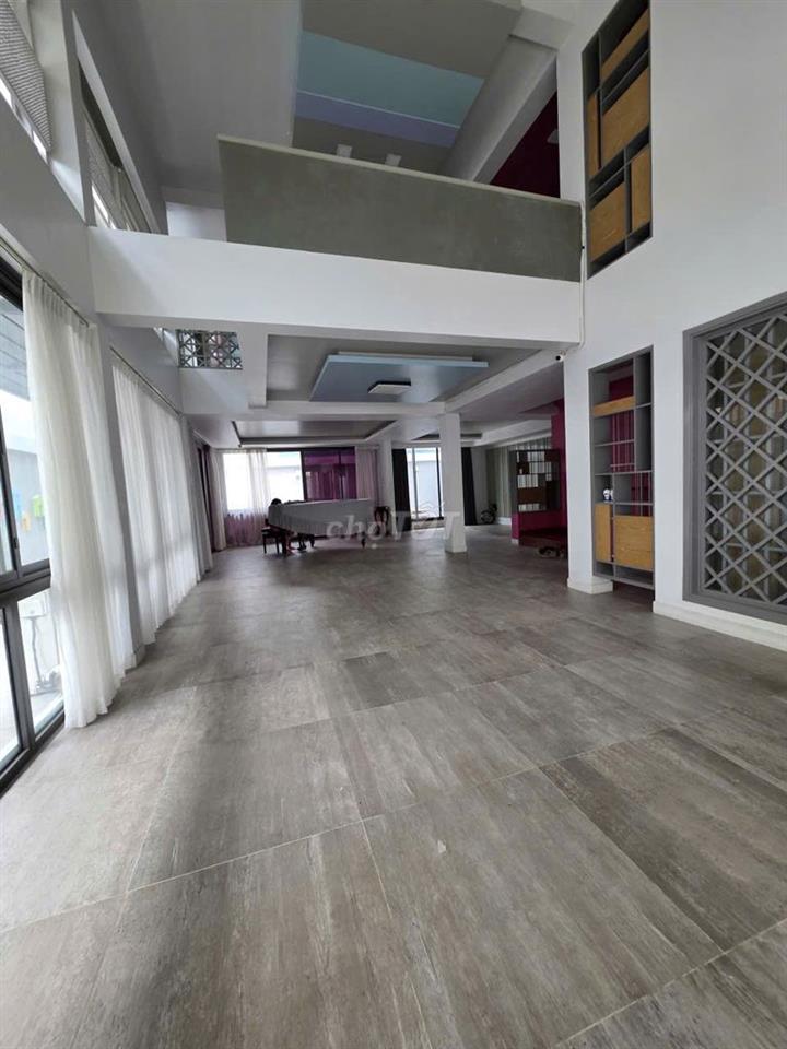Cho thuê biệt thự Phú Mỹ, đường Hoàng Quốc Việt, Quận 7, 45 triệu