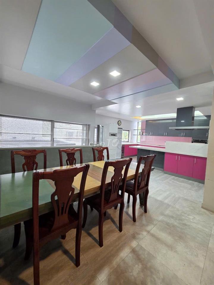 Cho thuê biệt thự Phú Mỹ, đường Hoàng Quốc Việt, Quận 7, 45 triệu