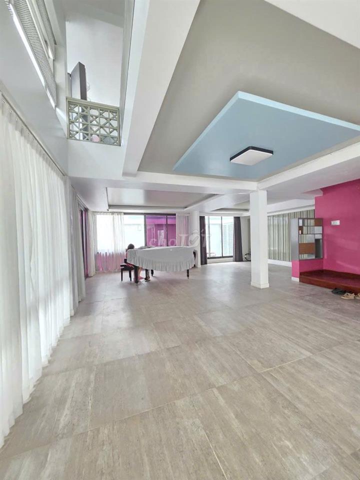 Cho thuê biệt thự Phú Mỹ, đường Hoàng Quốc Việt, Quận 7, 45 triệu