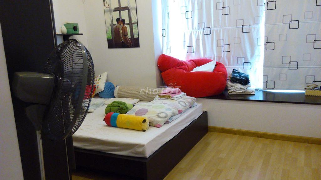 Bán căn hộ chung cư Phú Mỹ, quận 7, 2 phòng ngủ, 4ty4, LH Phi Thanh