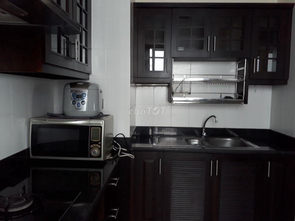 Bán căn hộ chung cư Phú Mỹ, đường Hoàng Quốc Việt, 4 tỷ 3, 2 pn