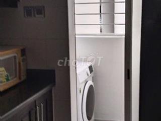 Bán căn hộ chung cư Phú Mỹ, quận 7, 2 phòng ngủ, 79m2, 4 tỷ 3