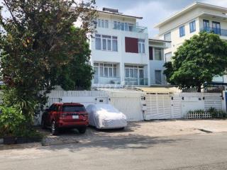 Cho thuê biệt thự Phú Mỹ, đường Hoàng Quốc Việt, Quận 7, 5 bed