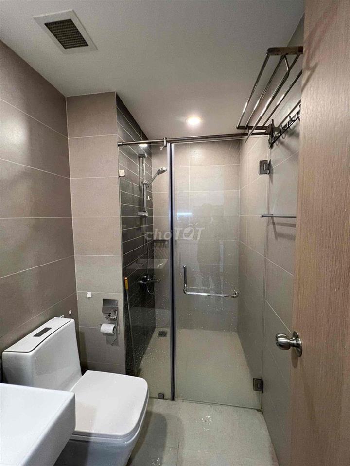 Cho thuê căn hộ Sunrise CityView Q7 Lh :