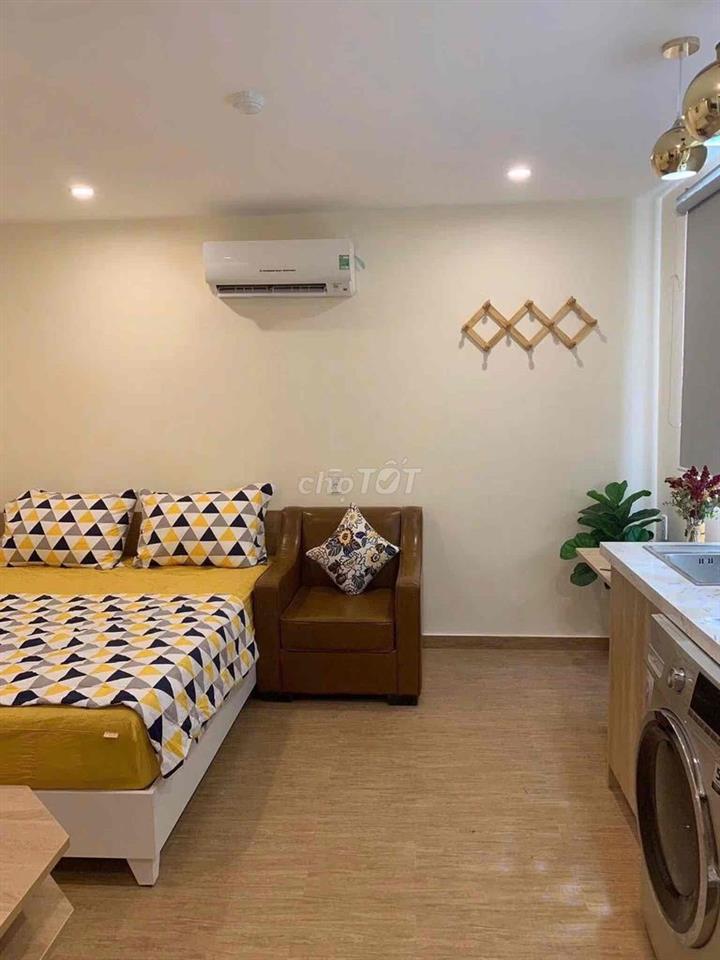 studio cửa sổ