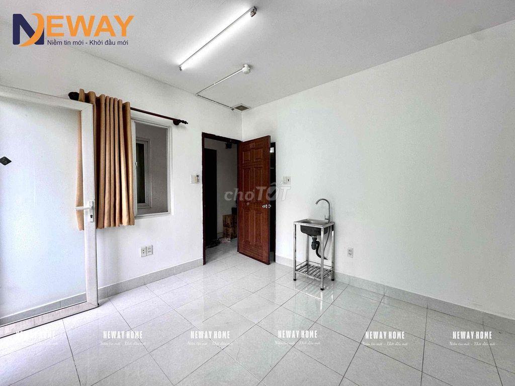 STUDIO BAN CÔNG GIÁ MỀM - KDC KIM SƠN - SÁT VÁCH TDTU