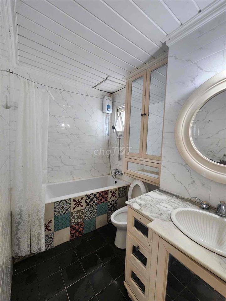 Chuyển nhựợng phòng Cc Phú Hoàng Anh   Full nội thất - Nhà đẹp - Ở liề
