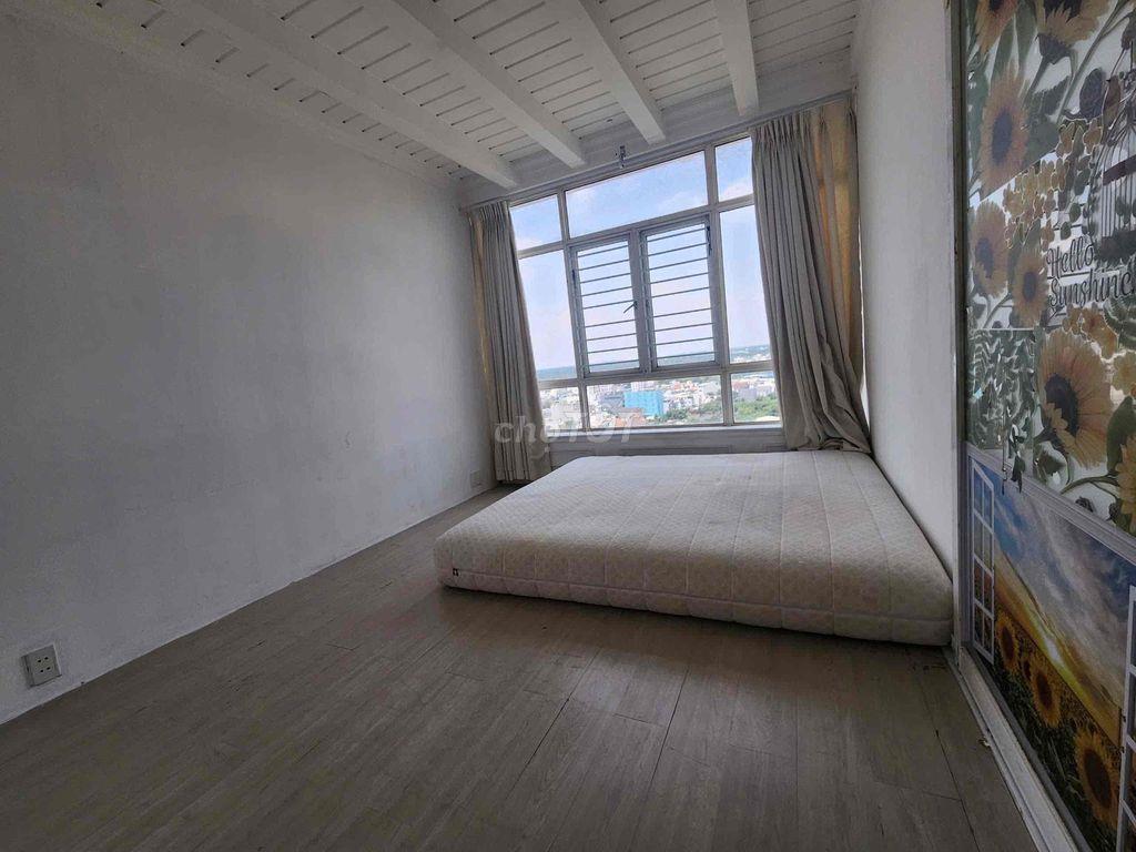 Chuyển nhựợng phòng Cc Phú Hoàng Anh   Full nội thất - Nhà đẹp - Ở liề