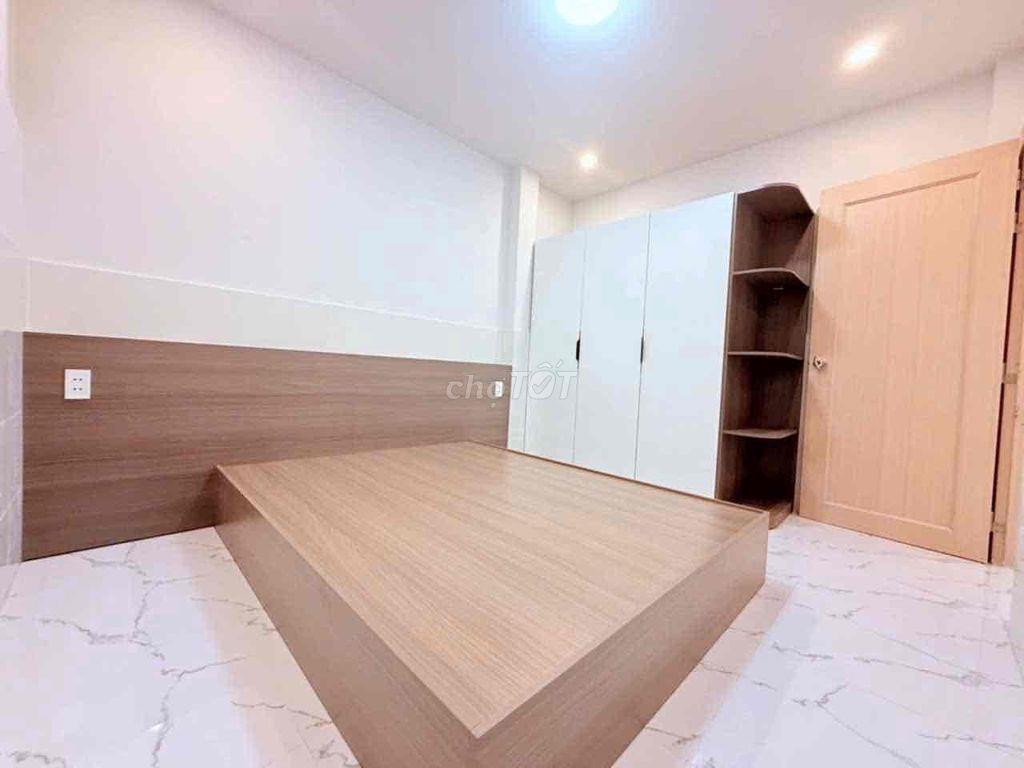 NHÀ NGUYÊN CĂN 3 PHÒNG NGỦ - 2WC, SẴN 3 Máy Lạnh, Nhà Mới