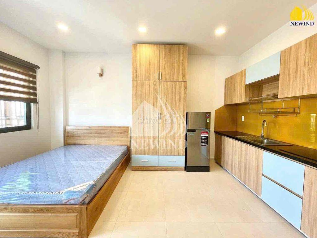 Studio Bancon Full Nội Thất, Máy Giặt Riêng, Ngay Trung Tâm Quận 7