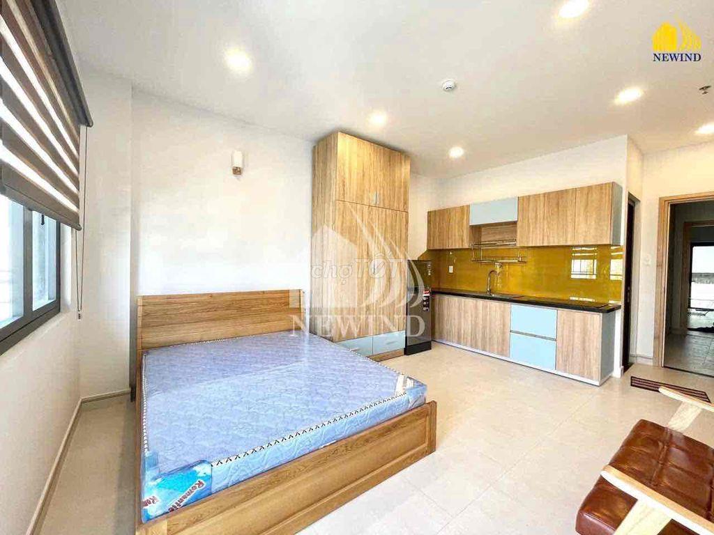 Studio Bancon Full Nội Thất, Máy Giặt Riêng, Ngay Trung Tâm Quận 7