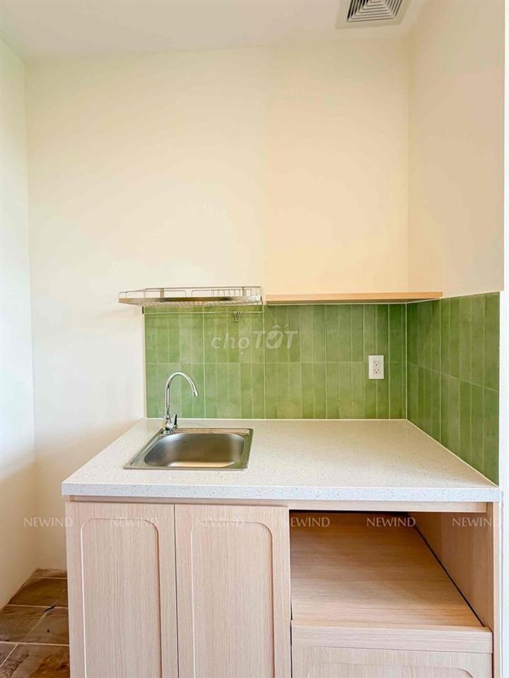 STUDIO BANCON, CỬA SỔ MỚI XÂY 100%, CHỈ TÍNH ĐIỆN, ĐỐI DIỆN RMIT, TĐTU