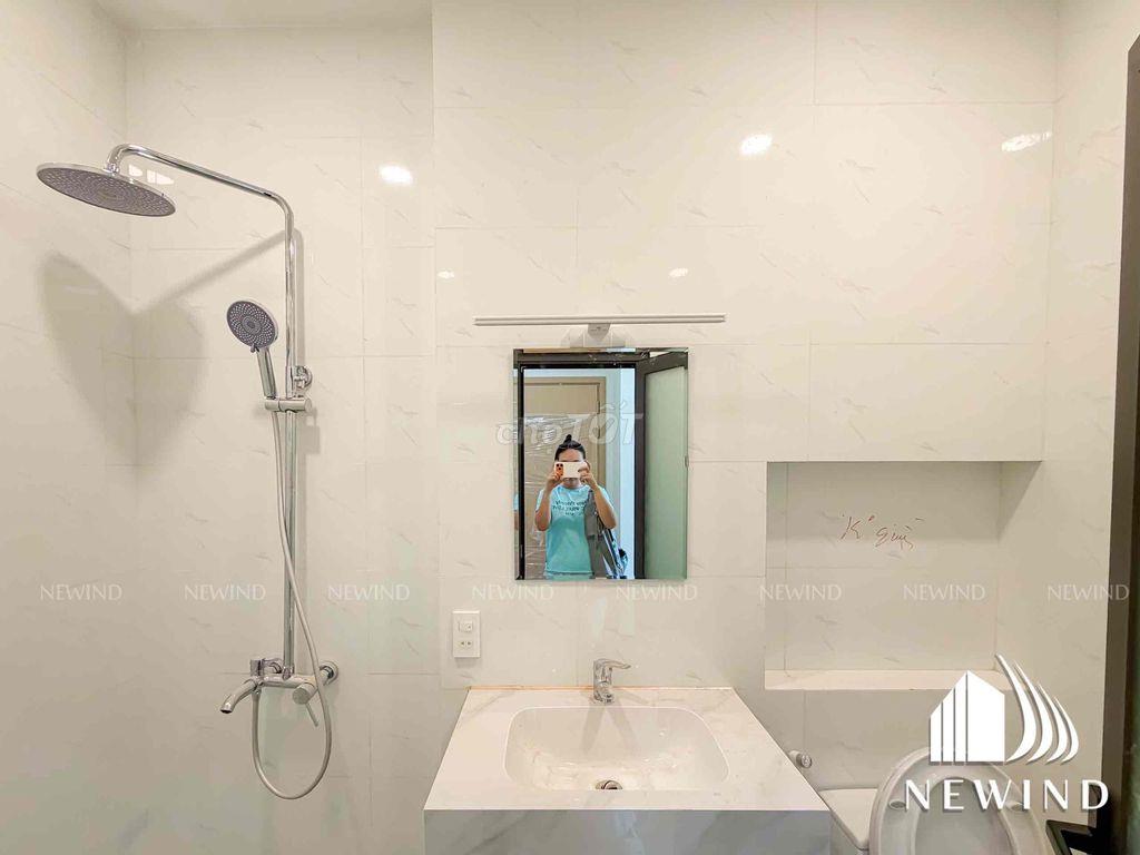 STUDIO BANCON, CỬA SỔ MỚI XÂY 100%, CHỈ TÍNH ĐIỆN, ĐỐI DIỆN RMIT, TĐTU