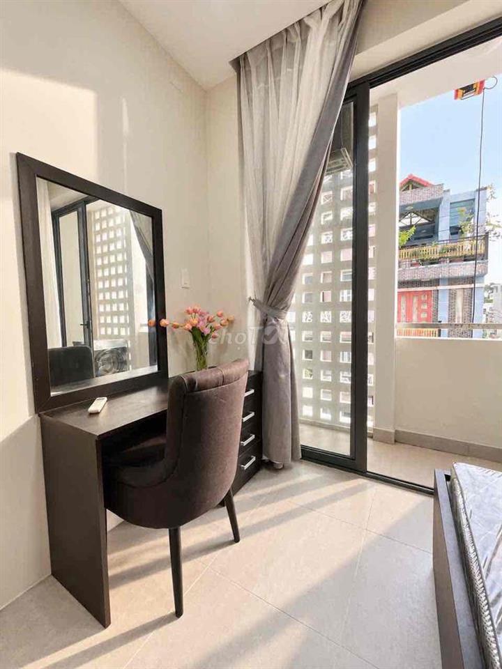 CĂN HỘ 1 PN BANCON TÁCH BẾP, FULL NỘI THẤT NGAY TRUNG TÂM Q7