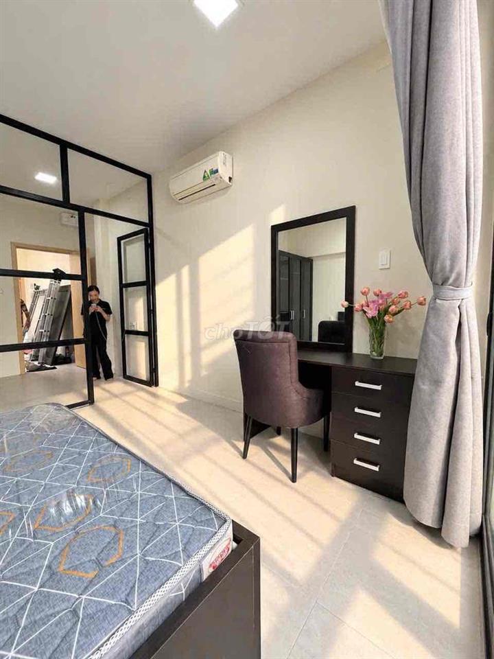CĂN HỘ 1 PN BANCON TÁCH BẾP, FULL NỘI THẤT NGAY TRUNG TÂM Q7