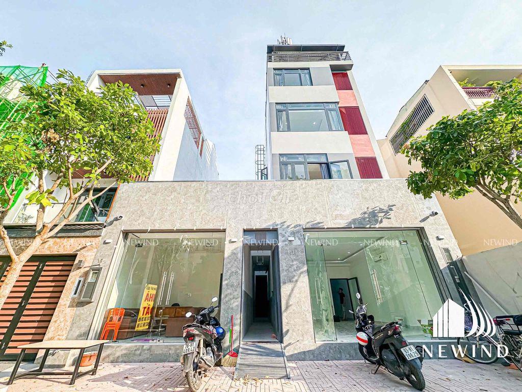MẶT BẰNG CHO THUÊ NGAY TRUNG TÂM QUẬN 7, MỚI SẠCH SẼ ĐẸP