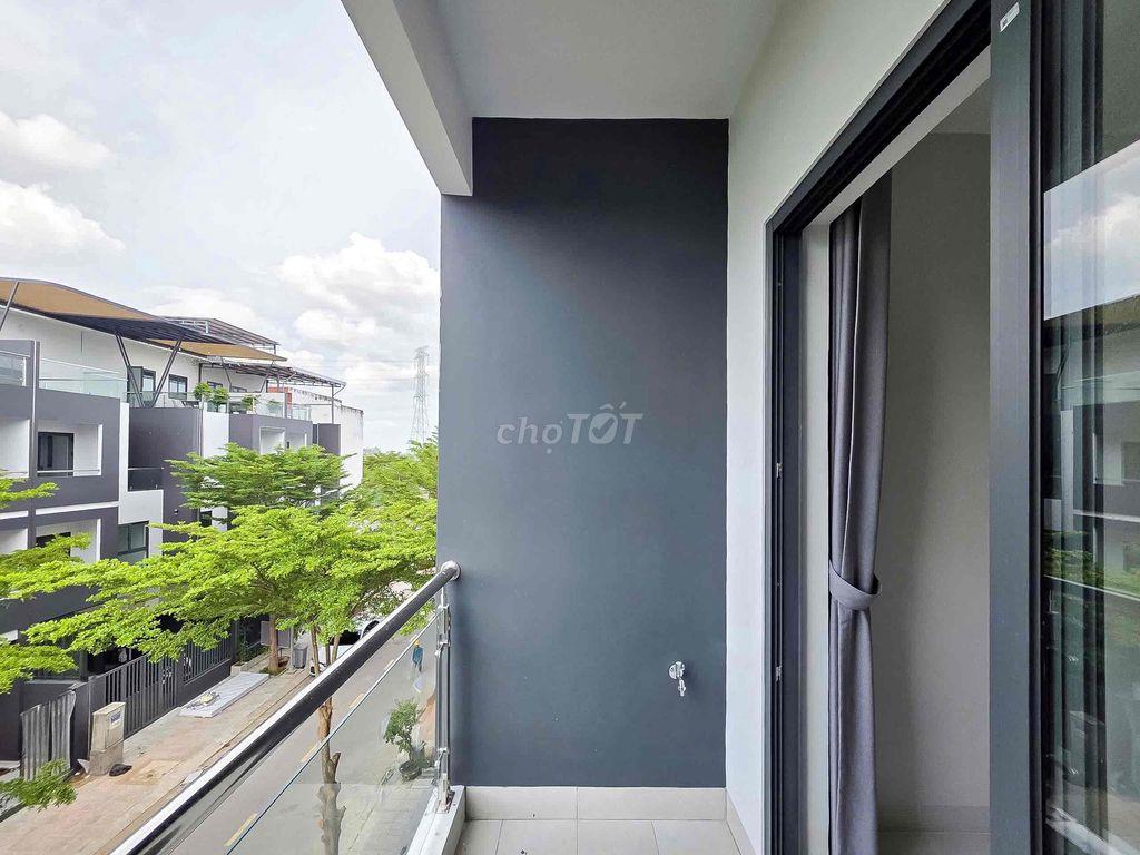 Cho Thuê CHDV 40m2 , Full Nội Thất, Nhà Mới 100% ,Gần RMIT,TDT,Cresent