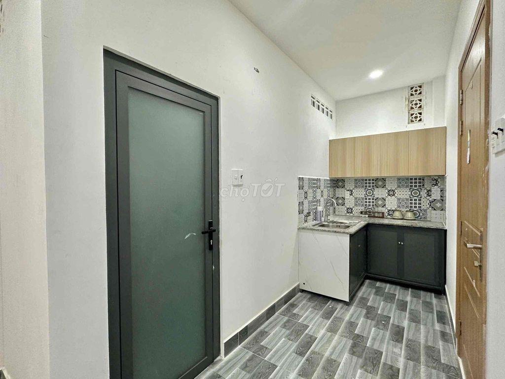 Căn Hộ 2PN -FULL NT- Nhà Mới 100%,Trung Tâm Q7
