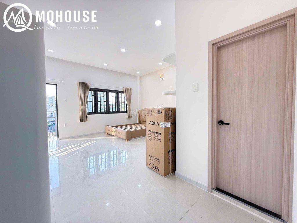Căn Hộ Studio Ban Công 40m2 Full Nội Thất Giữa Quận 7 Gần Lotte,Q1Q4