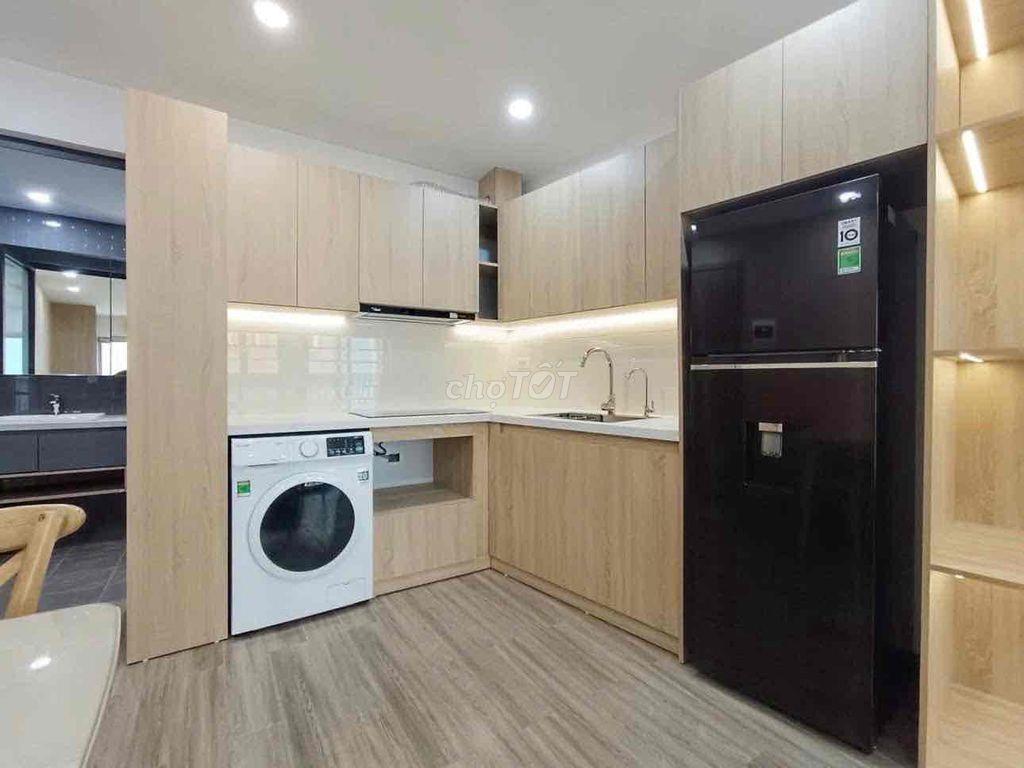 Studio Ban Công Full Nội Thất Vibe Sang Trọng Xịn Xò Trung Tâm Quận 7