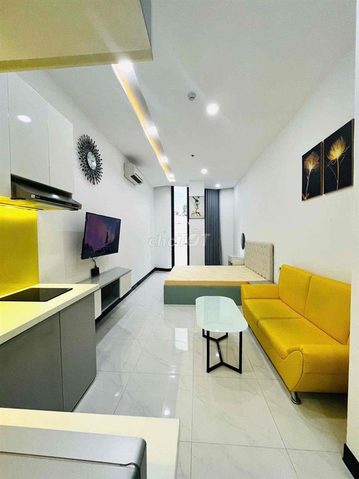 Căn Hộ Studio Ban Công Full Nội Thất Ngay Sát Lotte Trung Tâm Quận 7