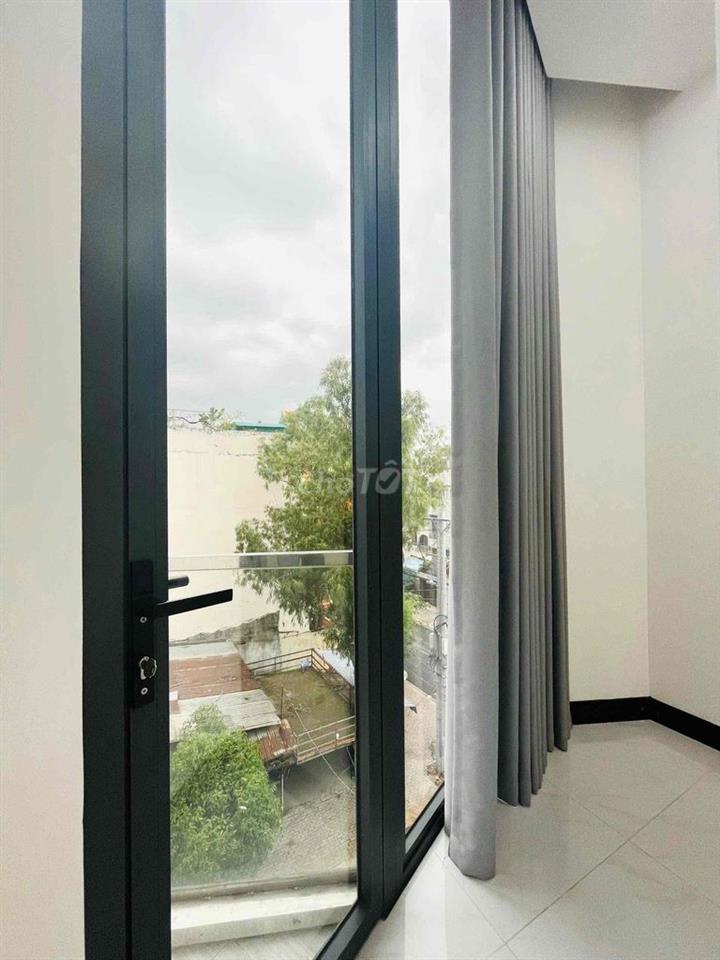 Căn Hộ Studio Ban Công Full Nội Thất Ngay Sát Lotte Trung Tâm Quận 7