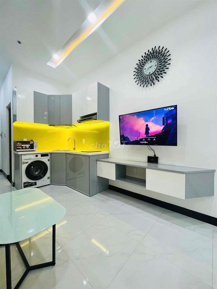 Căn Hộ Studio Ban Công Full Nội Thất Ngay Sát Lotte Trung Tâm Quận 7