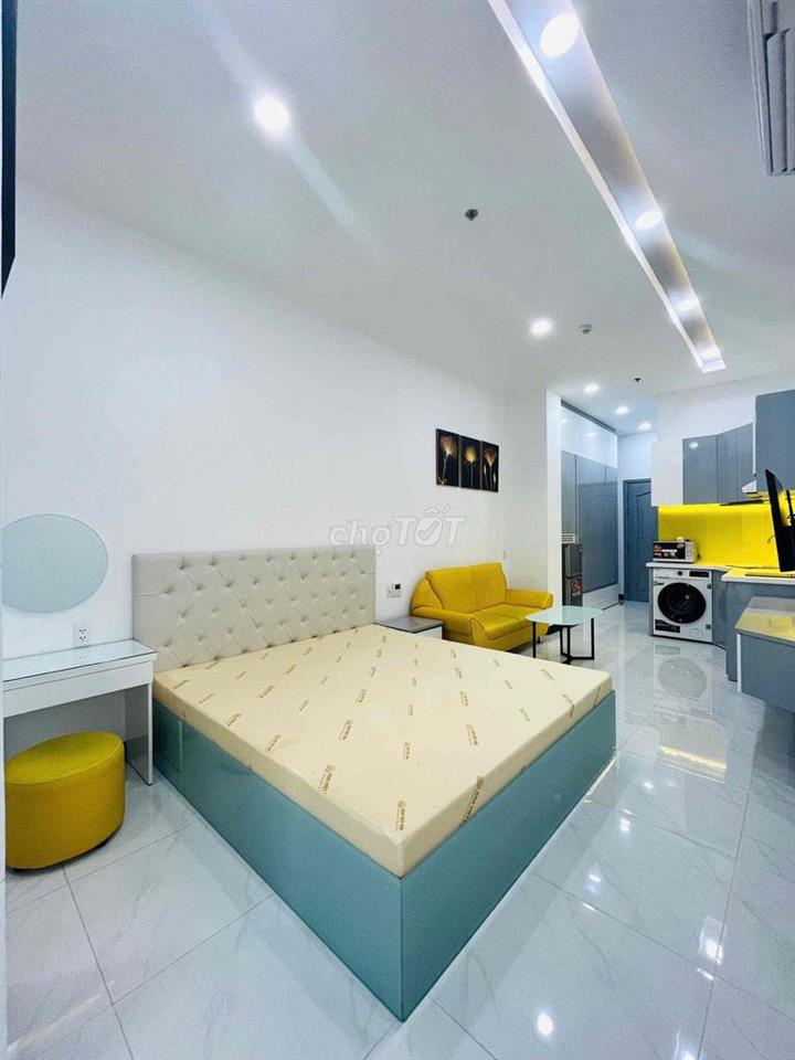Căn Hộ Studio Ban Công Full Nội Thất Ngay Sát Lotte Trung Tâm Quận 7